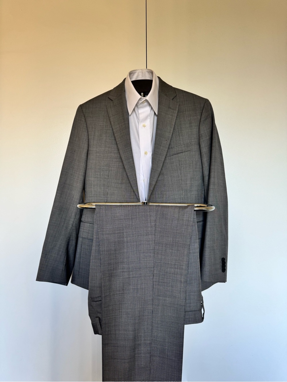 Banana Republic Italian Fabric Suit — Light Gray Micro‑Texture